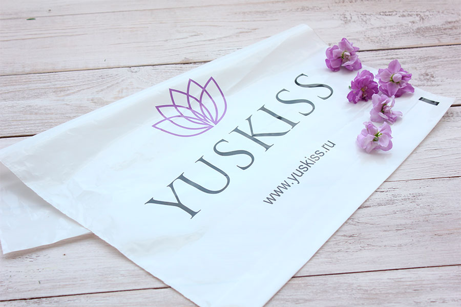 Пакет плотный белый с логотипом ТМ YUSKISS (33*40 см - большой) Пакет плотный белый с логотипом ТМ YUSKISS (33*40 см - большой). Промо продукция YUSKISS